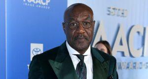 News Room : Delroy Lindo receives a standing ovation as he speaks out about BAFTAs racial slur controversy
