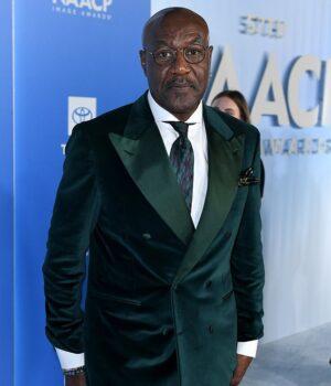 News Room Delroy Lindo receives a standing ovation as