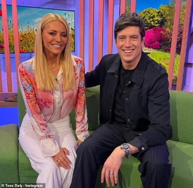 News Room : ITV 'are eyeing up golden couple Tess