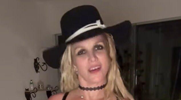 News Room Inside Britney Spears secret split from ex felon