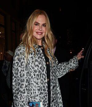 News Room Nicole Kidman and Jamie Lee Curtis rock