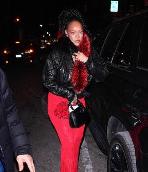 News Room Rihanna jets out of LA after alleged