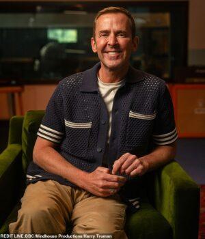 News Room : Scott Mills ‘probed by police in 2016 over serious sex offences against teenage boy’ as crisis leaves BBC in ‘absolute chaos’ News Room Scott Mills probed by police in 2016