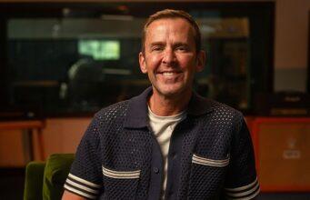 News Room : Scott Mills ‘probed by police in 2016 over serious sex offences against teenage boy’ as crisis leaves BBC in ‘absolute chaos’ News Room Scott Mills probed by police in 2016