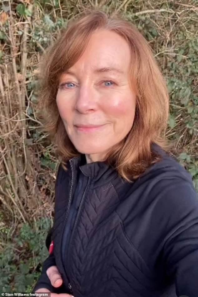 News Room : Sian Williams, 61, recalls secretly fainting live