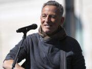 News Room : Trump critic Bruce Springsteen, 75, fires up crowd at Minneapolis No Kings rally as he leads stars at protests News Room Trump critic Bruce Springsteen 75 fires up