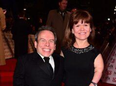 News Room : Warwick Davis’s mystery girlfriend ‘Sponge’ is a woman called Yvette who has been helping him to smile again after losing his wife