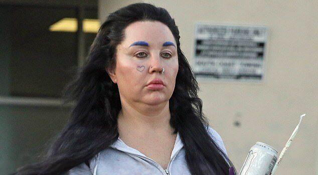 News Room Amanda Bynes shows off 30lb Ozempic weight