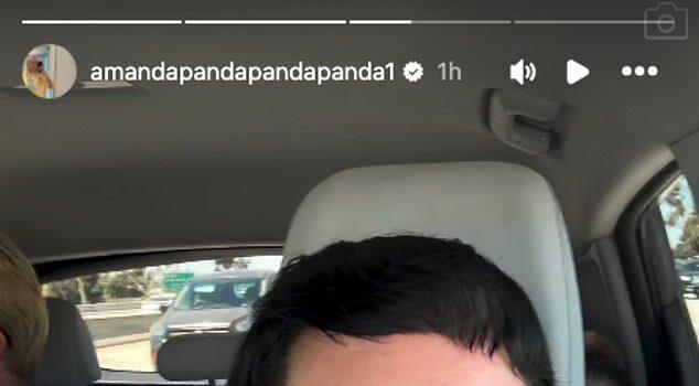 News Room Amanda Bynes shows off dramatic new hair