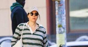 News Room : Aubrey Plaza, 41, flaunts growing baby bump after announcing pregnancy with actor Christopher Abbott News Room Aubrey Plaza 41 flaunts growing baby bump
