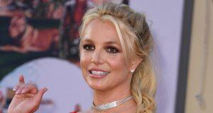 News Room : Britney Spears checks herself into rehab weeks after DUI arrest