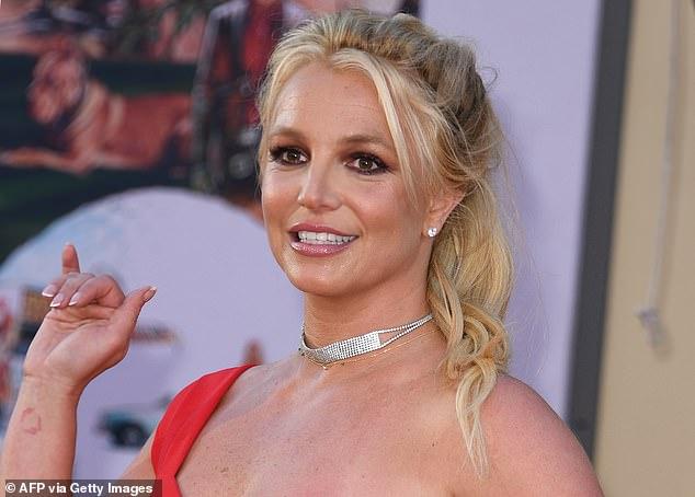 News Room : Britney Spears checks herself into rehab weeks