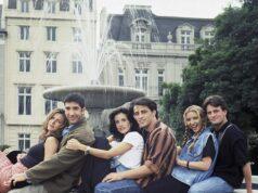 News Room : How Friends’ legacy has been tarnished with spats and tragedies in the sitcom’s cast – as Lisa Kudrow says she felt like ‘an afterthought’ among the six members