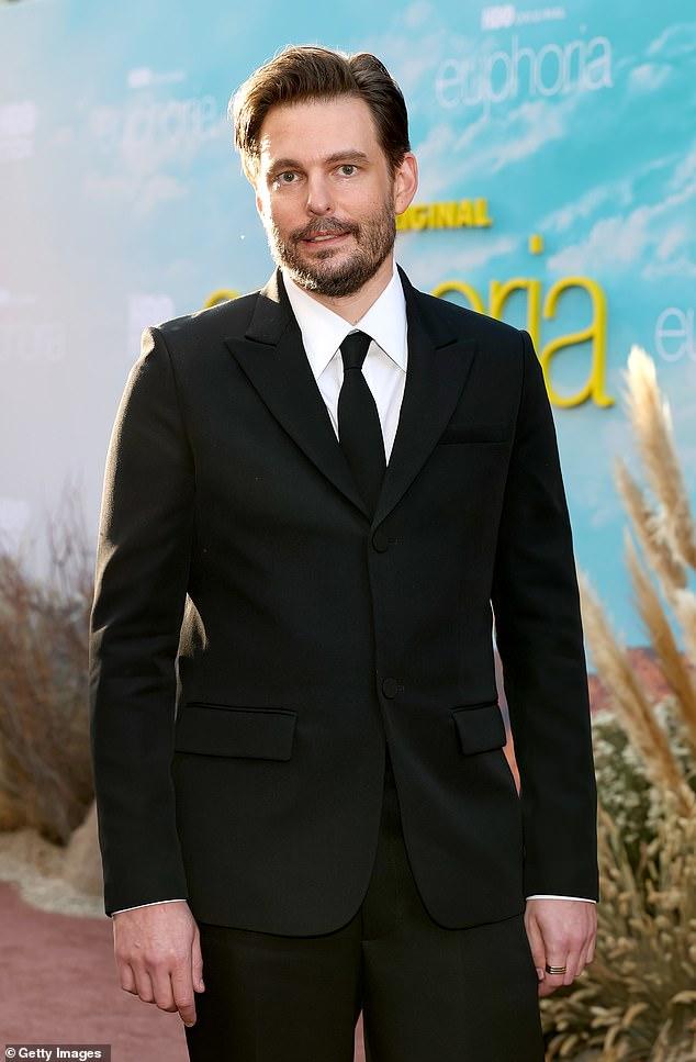 News Room : Late Euphoria stars Eric Dane and Angus