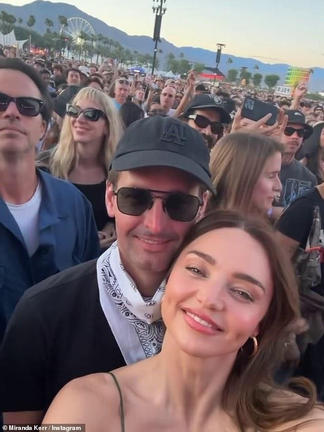 News Room : Miranda Kerr makes a surprise appearance at