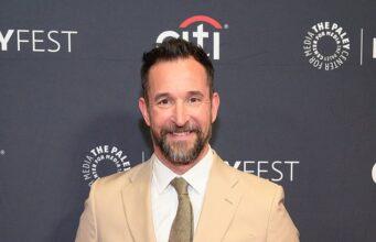 News Room : Noah Wyle breaks silence on The Pitt costar Supriya Ganesh’s exit amid bullying rumors News Room Noah Wyle breaks silence on The Pitt