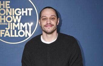 News Room : Pete Davidson jokes that it’s ‘hard to watch porn’ now that he has a daughter News Room Pete Davidson jokes that its hard to