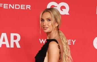 News Room : Sydney socialite is slammed for pretending to be pregnant online on April Fool’s Day and is forced to take down ‘insensitive’ post News Room Sydney socialite is slammed for pretending to