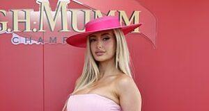 News Room : Australia’s Hottest AFL WAG sparks concern with her worryingly thin frame after moving to Melbourne News Room Australias Hottest AFL WAG sparks concern with