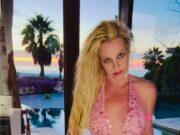 News Room : Britney Spears bizarrely dances in silence after chaotic restaurant visit and rehab stint News Room Britney Spears bizarrely dances in silence after