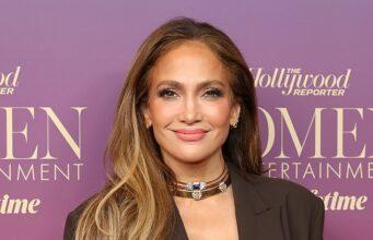 News Room Jennifer Lopez re lists former marital mansion at