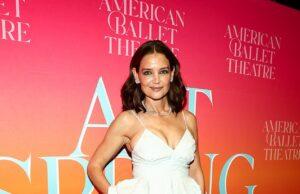 News Room : Katie Holmes, 47, looks flawless at New York ballet gala with her rarely-seen mother… amid plastic surgery whispers News Room Katie Holmes 47 looks flawless at New