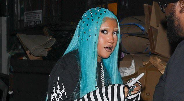 News Room North West 12 startles with BLEACHED brows