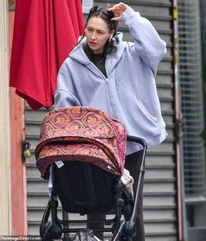 News Room Pete Davidsons ex Elsie Hewitt emerges with