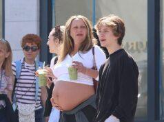 News Room : Tobey Maguire’s pregnant ex Jennifer Meyer, 49, steps out before welcoming new baby with billionaire toy boy