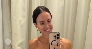 News Room : Aussie influencer and husband who complained about little-known hygiene rule at French swimming pools cop backlash online and told to leave the country: ‘Go to Bali’