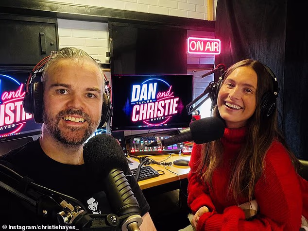 News Room : Aussie radio stars forced to broadcast show