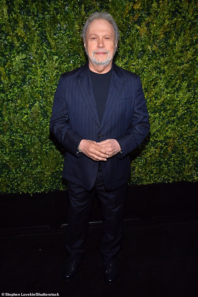 News Room : Billy Crystal zings President Donald Trump and