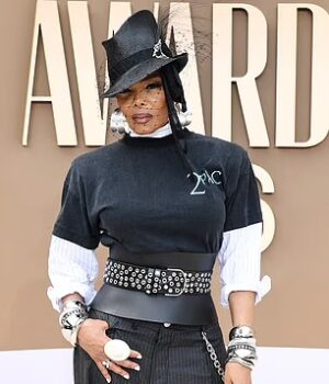 News Room Janet Jackson channels late brother Michael in