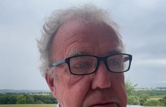 News Room Jeremy Clarkson fans erupt with grief over