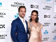 News Room : Katie Holmes and Joshua Jackson fans fawn over the Dawson’s Creek stars as they make flirty red carpet display
