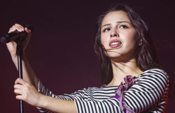 News Room Olivia Rodrigo reveals disgusting thing fans do