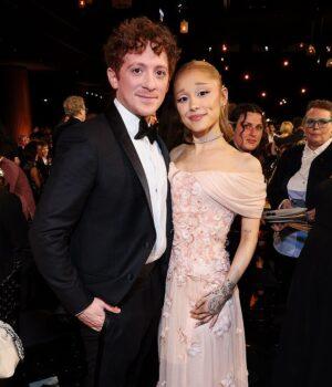 News Room : Truth about Ariana Grande’s extreme weight loss and Ethan Slater breakup: Family and friends ready to stage intervention… as they finally reveal details of worrying ‘pattern’ that has been going on for years News Room Truth about Ariana Grandes extreme weight loss