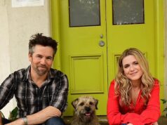 News Room : Colin From Accounts stars Harriet Dyer and Patrick Brammall announce series end – leaving fans devastated