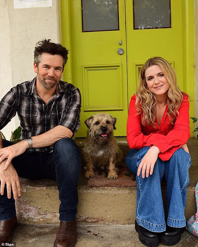 News Room : Colin From Accounts stars Harriet Dyer and