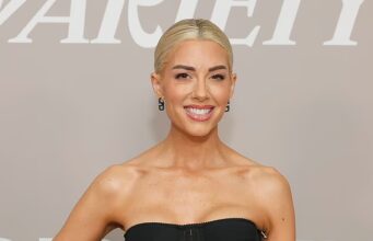 News Room : Multi-millionaire Selling Sunset star slams ‘rude’ fan who says she doesn’t have to worry about money… as she dishes on her ‘poor’ upbringing News Room Multi millionaire Selling Sunset star slams rude fan